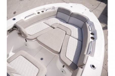 248 Sea Fox Commander