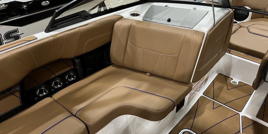 Malibu Wakesetter 23 LSV