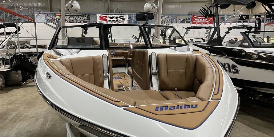 Malibu Wakesetter 23 LSV