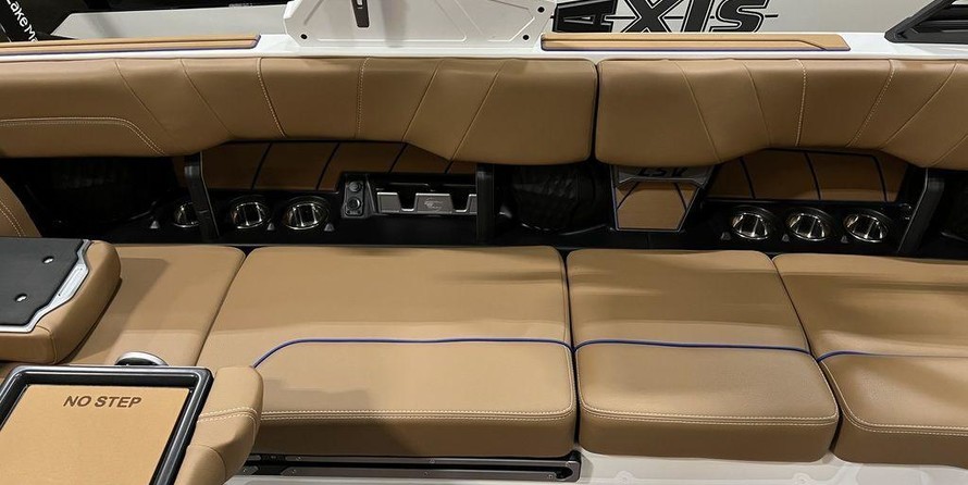 Malibu Wakesetter 23 LSV