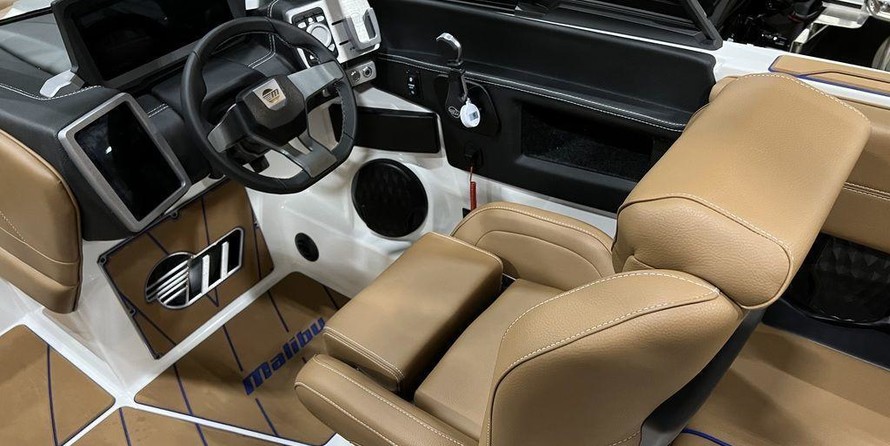 Malibu Wakesetter 23 LSV