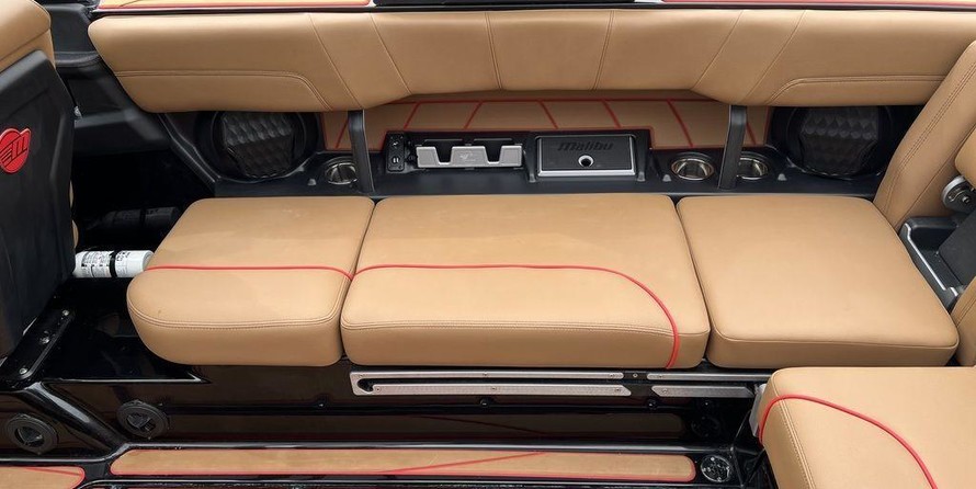 Malibu Wakesetter 23 LSV