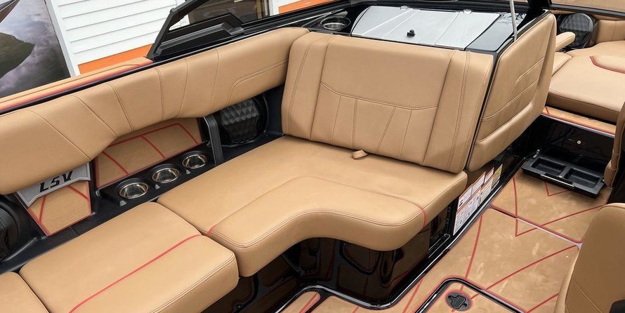 Malibu Wakesetter 23 LSV