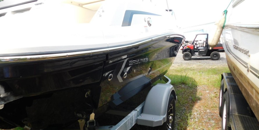 Bayliner VR5 BOWRIDER