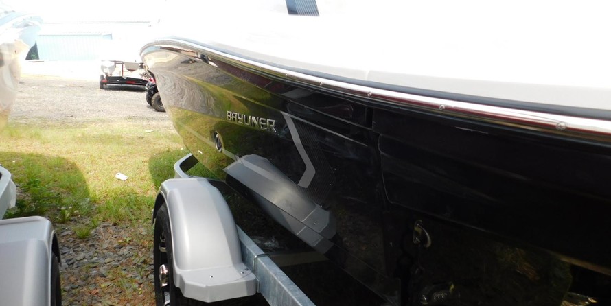 Bayliner VR5 BOWRIDER