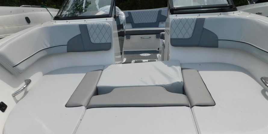 Bayliner VR5 BOWRIDER