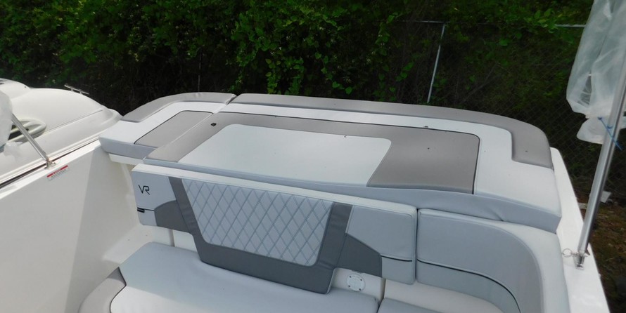 Bayliner VR5 BOWRIDER