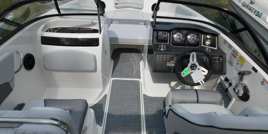 Bayliner VR5 BOWRIDER