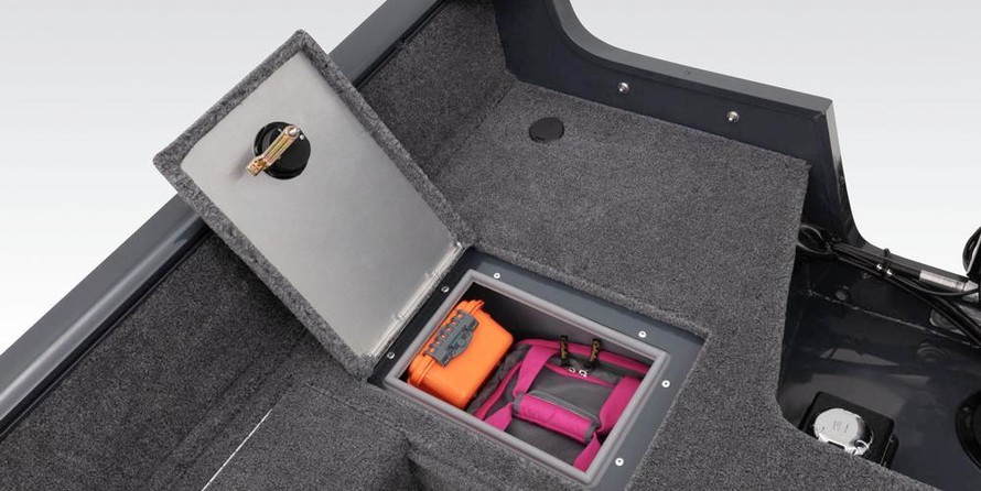 Tracker Pro Guide V-16 SC