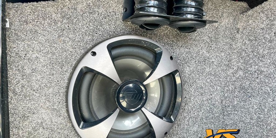 Malibu Wakesetter 25 LSV