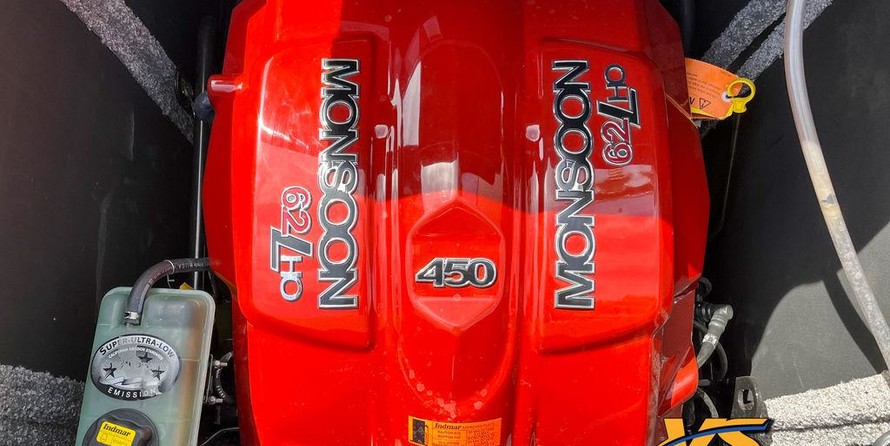 Malibu Wakesetter 25 LSV