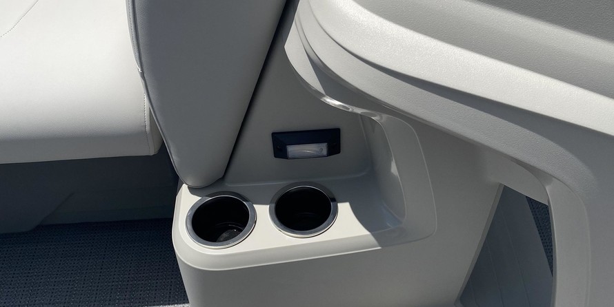 Sunchaser Boats Geneva Cruise 20 LR DH