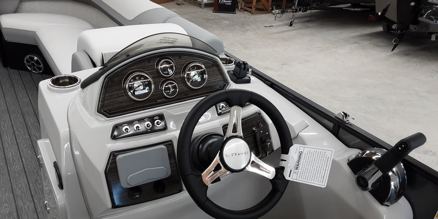 Lowe Retreat 230 RFL