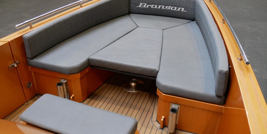 Bronson Jet Tender 25 - Hamilton Jet