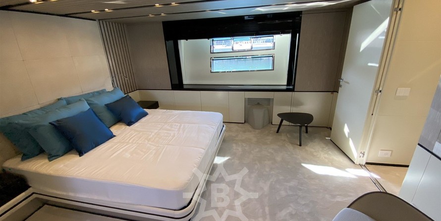 Arcadia Yachts Sherpa 80 XL