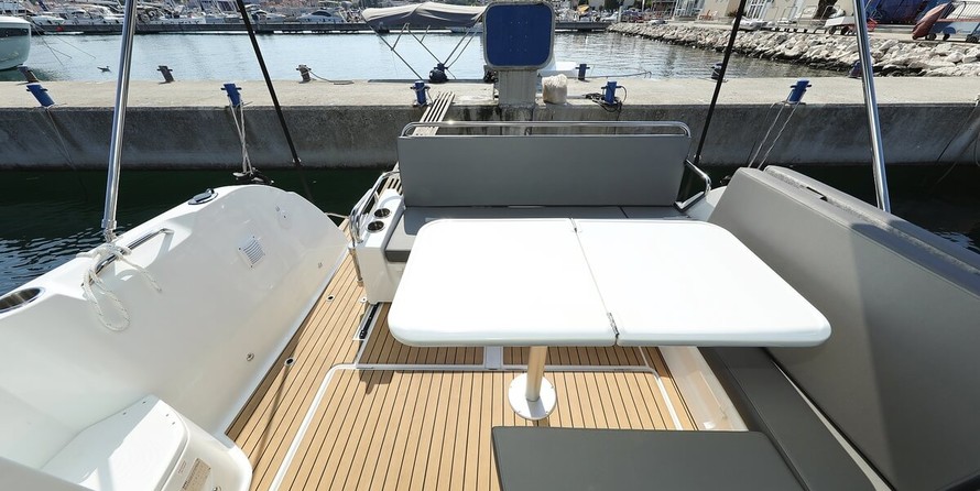 Beneteau Antares 9 OB