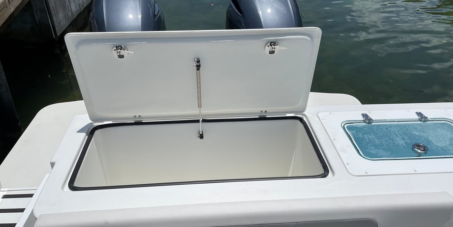 Parker 2501 Center Console