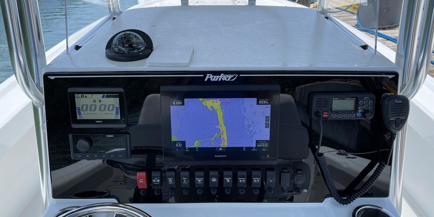 Parker 2501 Center Console