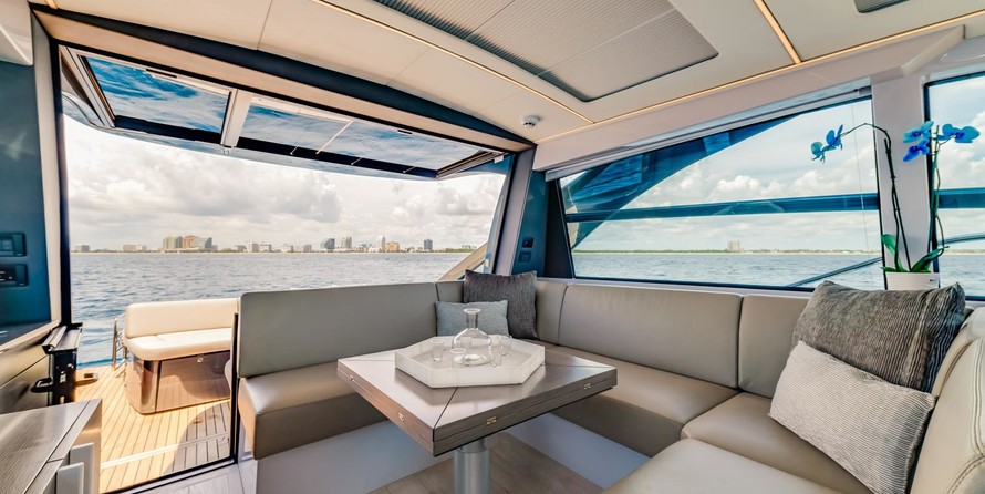Pershing 5X