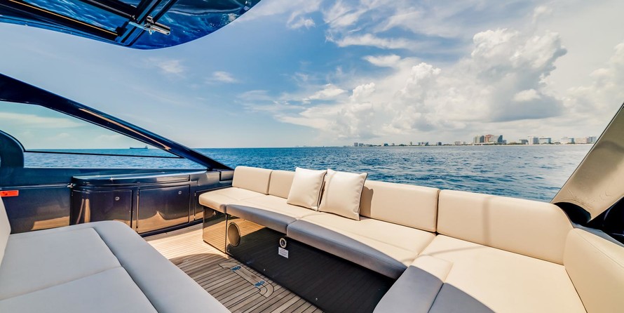 Pershing 5X