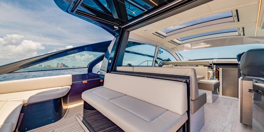 Pershing 5X