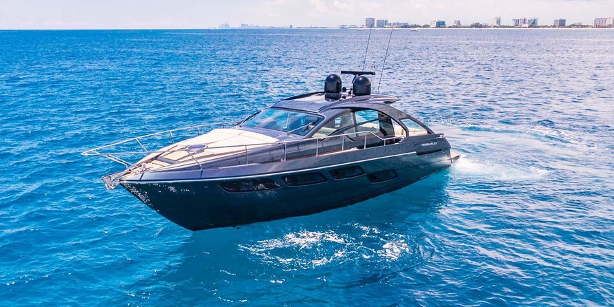 Pershing 5X