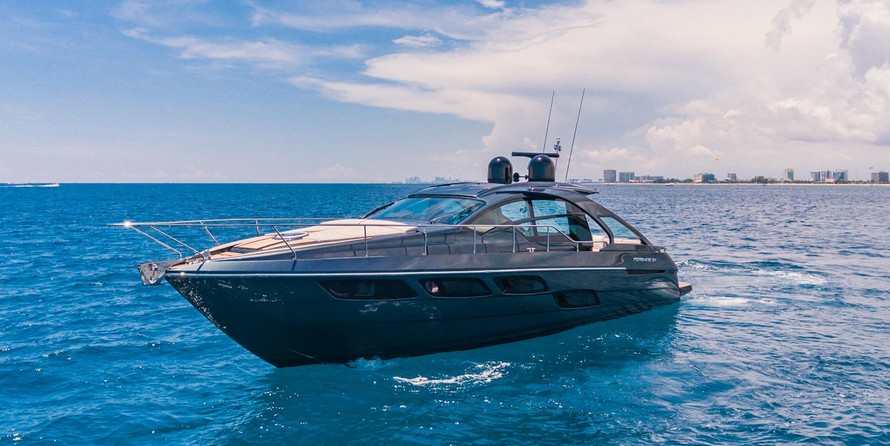 Pershing 5X