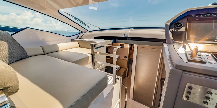Pershing 5X