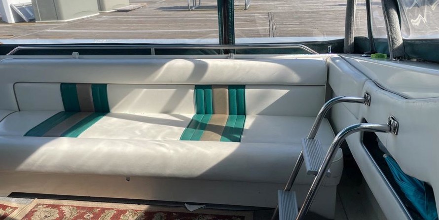 Sea Ray 370 Sundancer