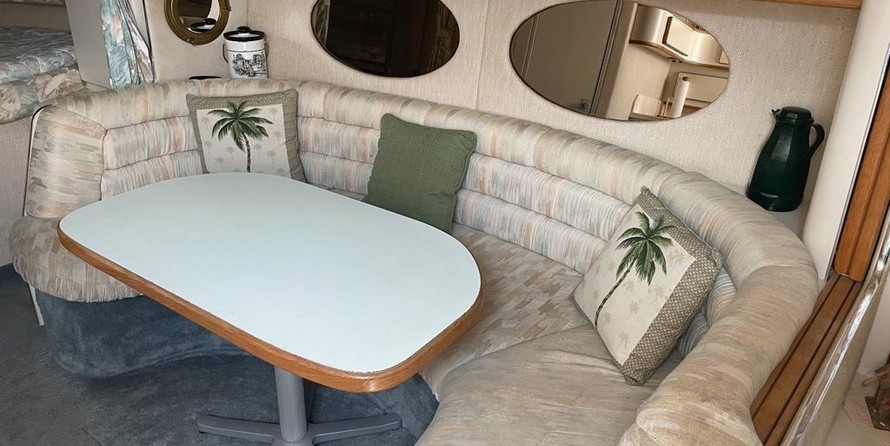 Sea Ray 370 Sundancer