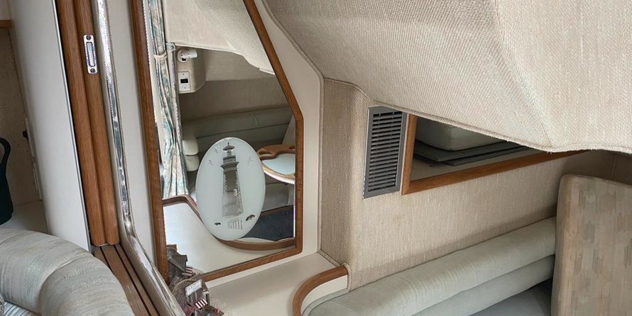 Sea Ray 370 Sundancer