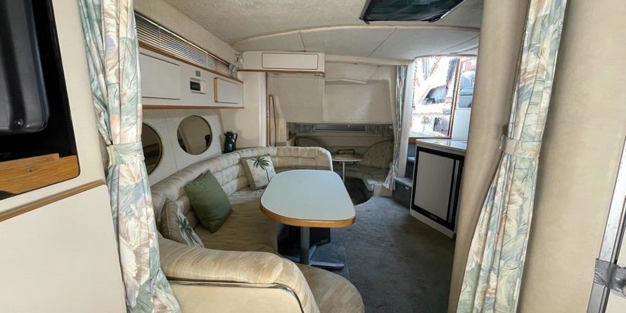 Sea Ray 370 Sundancer