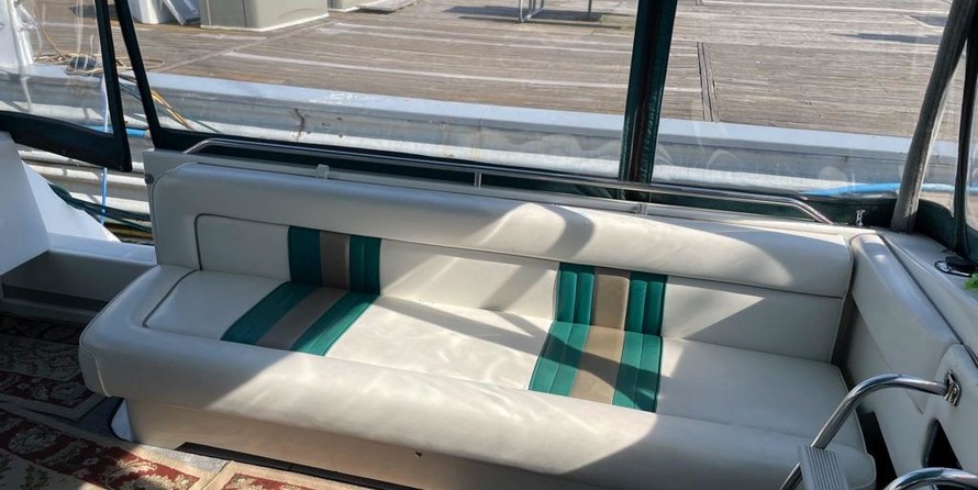 Sea Ray 370 Sundancer