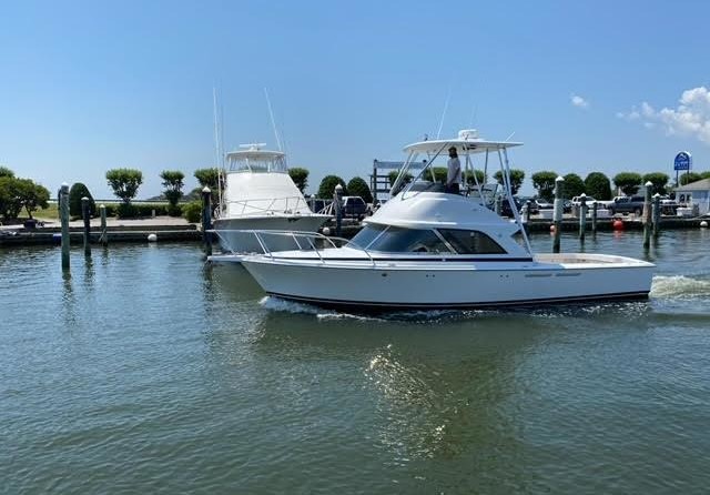 Bertram Flybridge Cruiser