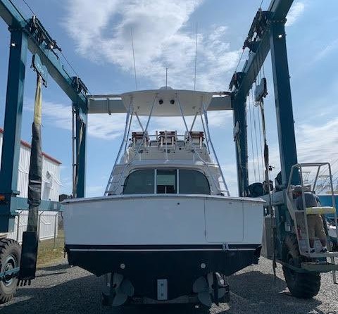 Bertram Flybridge Cruiser