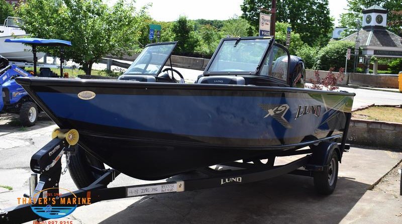 Lund Boats 1875 Crossover XS