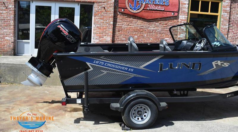 Lund Boats 1875 Crossover XS