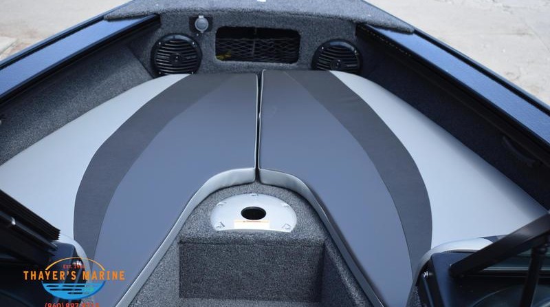 Lund Boats 1875 Crossover XS