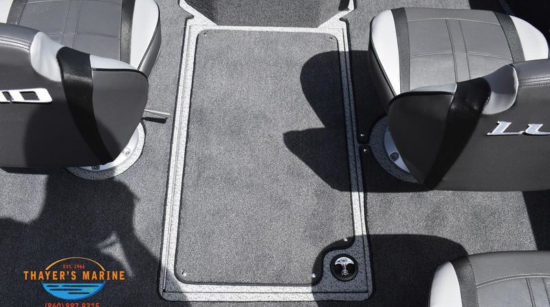 Lund Boats 1875 Crossover XS