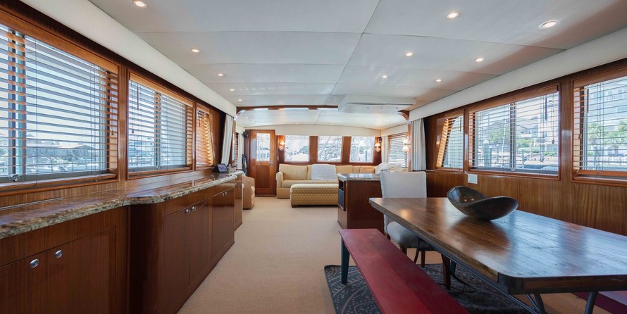 Marine trader 44 long range cruiser