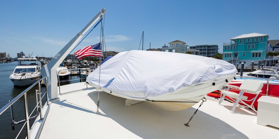 Marine trader 44 long range cruiser