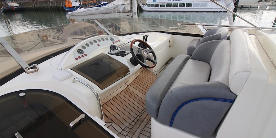 Fairline Squadron 59