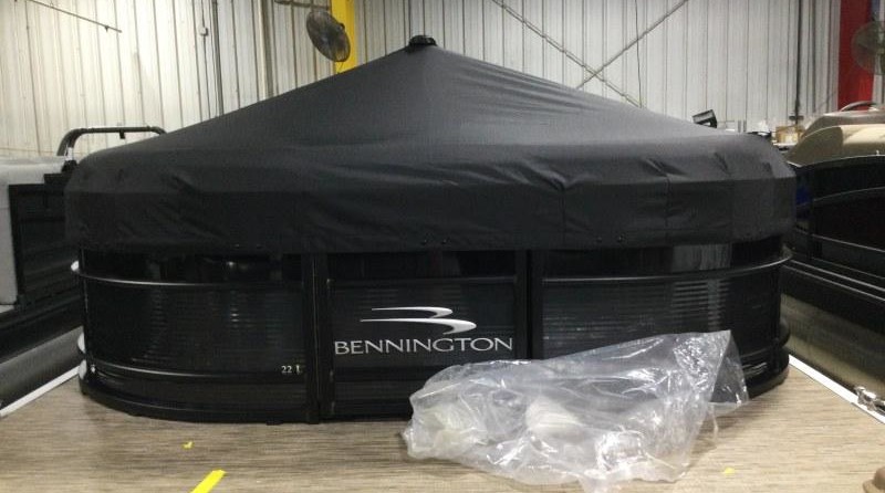 Bennington 22 LSR
