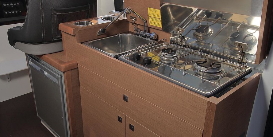 Jeanneau Merry Fisher 895