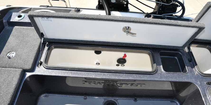 Everglades 230 cc w/ 250 verado