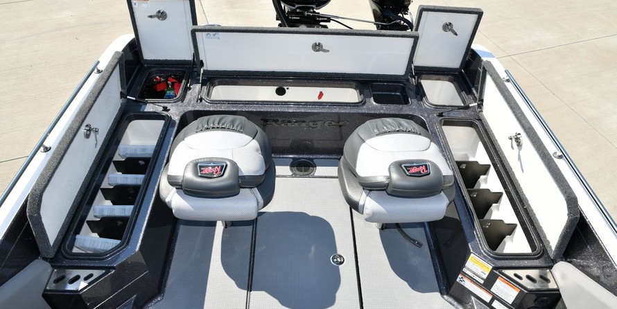 Everglades 230 cc w/ 250 verado