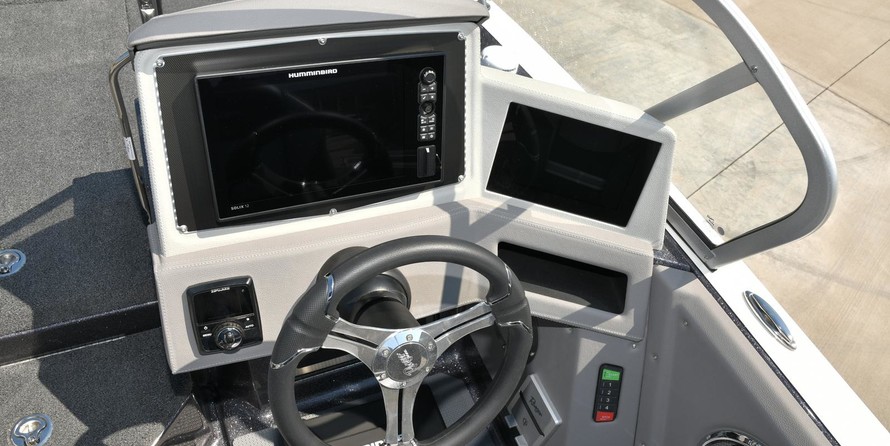 Everglades 230 cc w/ 250 verado