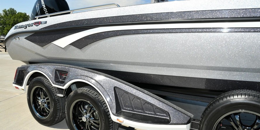 Everglades 230 cc w/ 250 verado