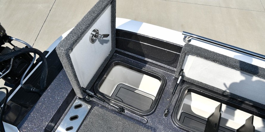 Everglades 230 cc w/ 250 verado