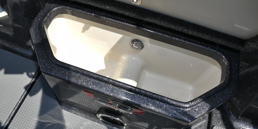 Everglades 230 cc w/ 250 verado